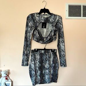 Long Sleeve crop top and skirt Snake skin/ sequence